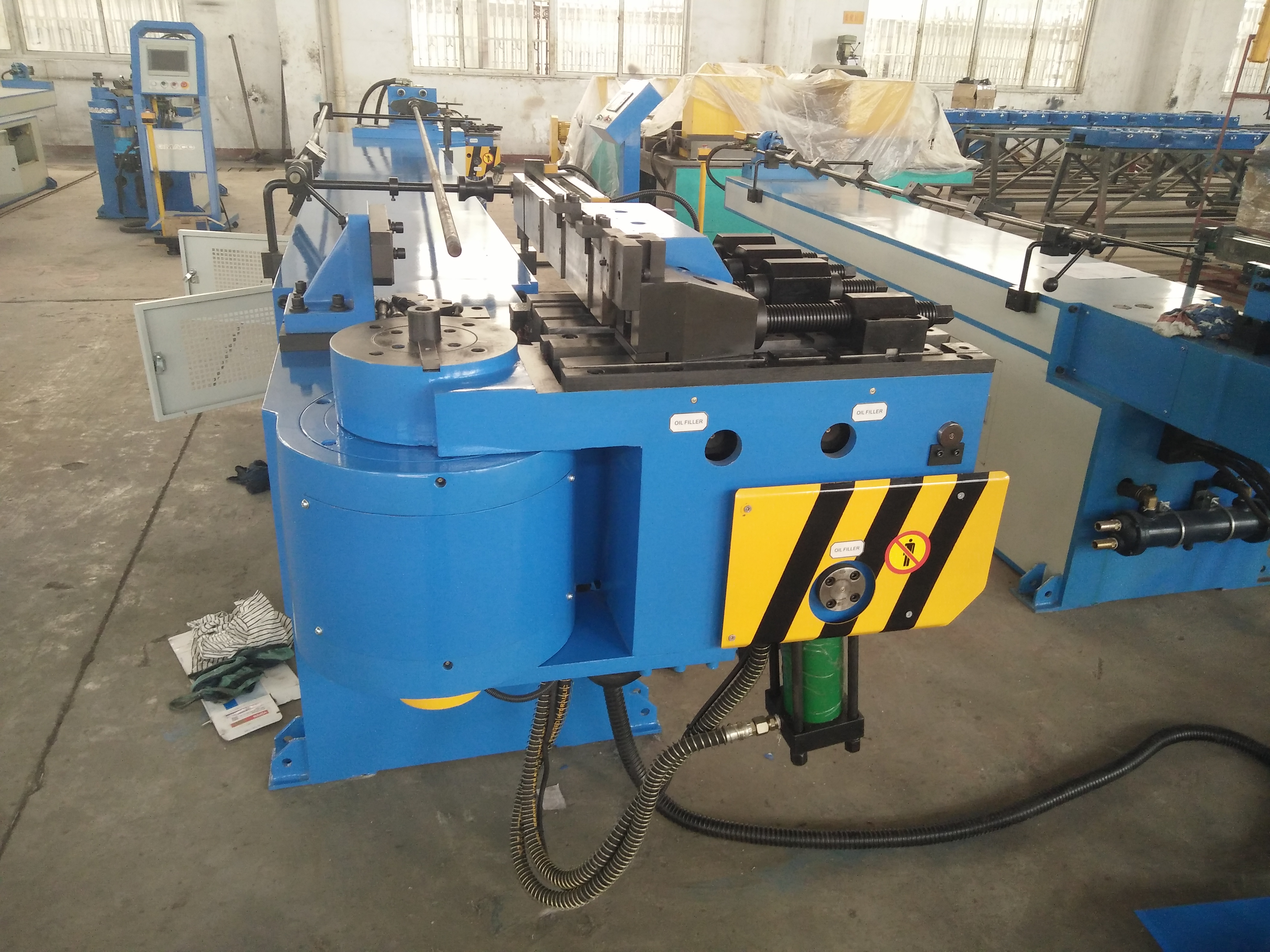 pipe bending machine трубогибочный станок с ЧПУ