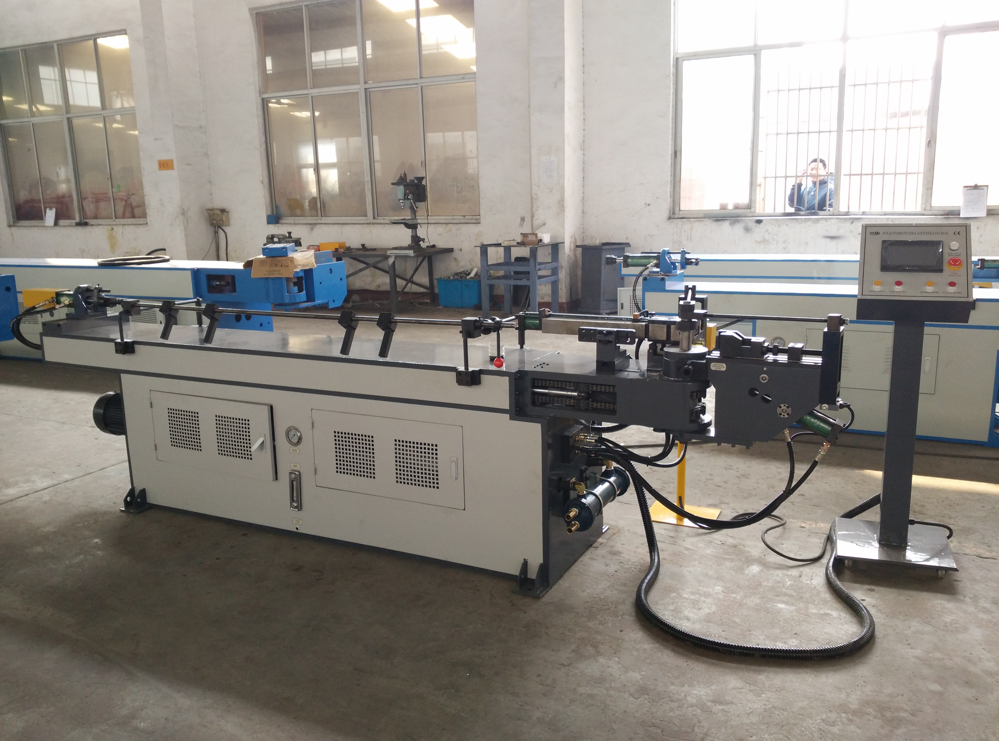 Портативная трубогибочная машина