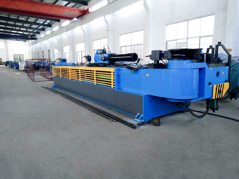 Трубогибочный станок